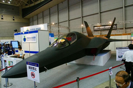 日本新一代先進技術驗證機“心神”全尺寸模型 日本新一代先進技術驗證機“心神”全尺寸模型