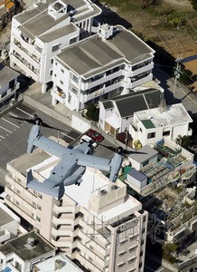 10��6����ֱ���Cģʽ�w��(j��ng)�_�K�h��Ұ�����Ͽյ���܊�����\ݔ�CMV-22���~������