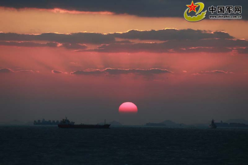 �D��10��18��������܊Ş������������(x��)�����Ї�܊�W(w��ng)ӛ�ߏ��������ܔzӰ��(b��o)��