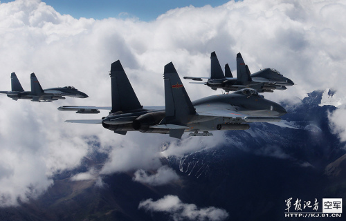 中國(guó)殲-11戰(zhàn)機(jī)赴西藏訓(xùn)練 中國(guó)殲-11戰(zhàn)機(jī)赴西藏訓(xùn)練