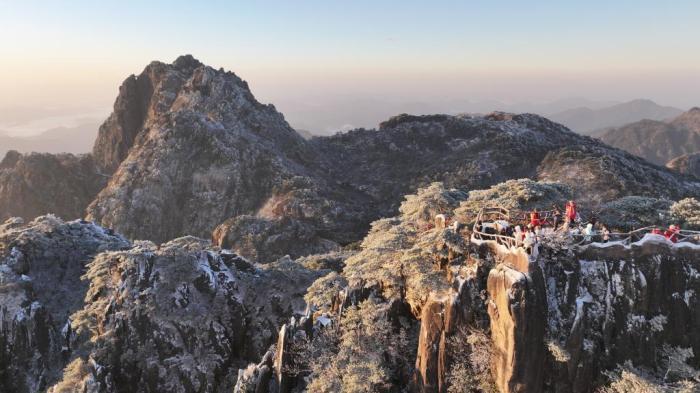 黃山，一下雪就成了現(xiàn)實版中國畫