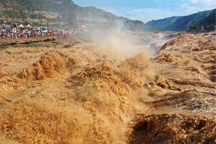 山西吉縣黃河壺口瀑布迎來(lái)秋汛