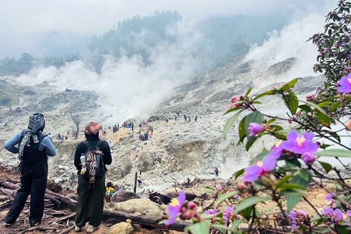 實拍印尼西爪哇女王火山口