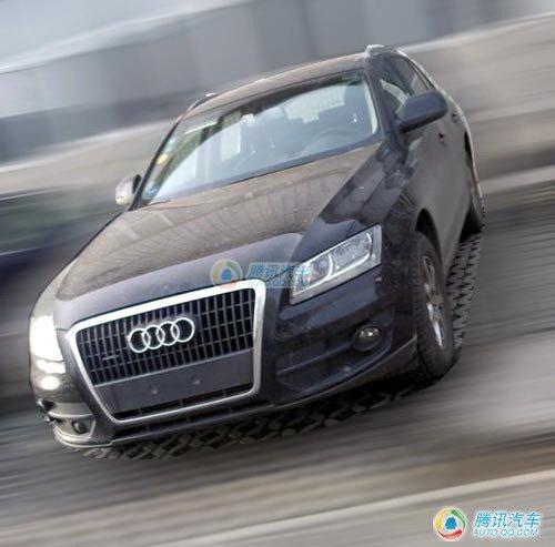 高低配外觀細(xì)節(jié)不同 曝國產(chǎn)奧迪q5諜照 汽車之家 高低配外觀細(xì)節(jié)不同 曝國產(chǎn)奧迪q5諜照 汽車之家