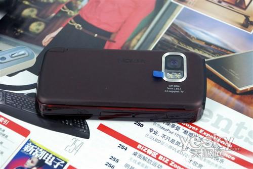 音樂機型觸控能手 諾基亞5800XM僅售1950元