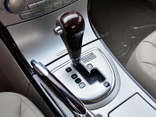 ���и��ľ�����5��5�����е���܇���]