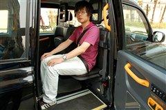 20�fԪ�ĳ���܇���Ϻ�Ӣ��TX4�׼Ҍ�(sh��)�� ��܇֮��