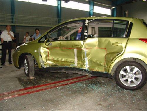 這個(gè)可以有 9款流行緊湊型車防撞梁對(duì)比 汽車之家 這個(gè)可以有 9款流行緊湊型車防撞梁對(duì)比 汽車之家