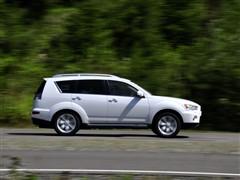 ��܇֮�� �M(j��n)������ outlander ex 3.0 ��Ӣ��