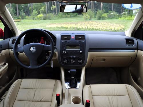 ����߀��(j��ng)����1.6L�����b�����l(f��)�әC܇��