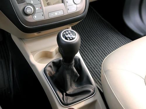 ����߀������1.6L�����b�����l(f��)�әC܇��