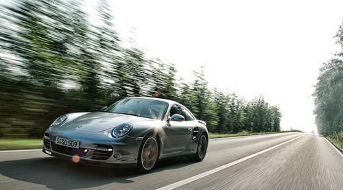 �C�����|(zh��)������ԇ�{���r���¿�911 Turbo