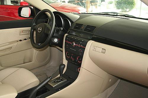 �R���_ ��Mazda3 ���{�ϯ��(c��) 