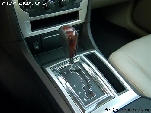 汽車之家 北京克萊斯勒 克萊斯勒300c 06款 5.7l豪華領航版