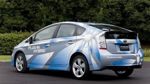 插電的混合動(dòng)力車(chē) 試2012款豐田普銳斯