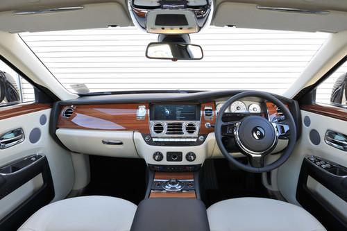 夢想之車 勞斯萊斯古思特尋找新平衡點(diǎn)