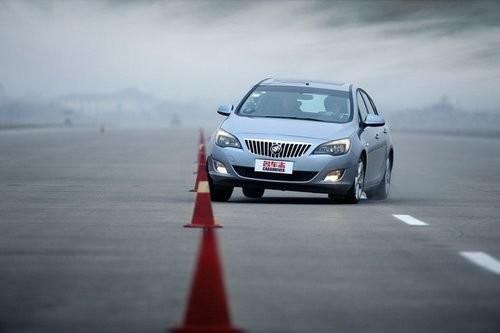 運(yùn)動(dòng)真豪杰 測(cè)試上海通用別克英朗XT