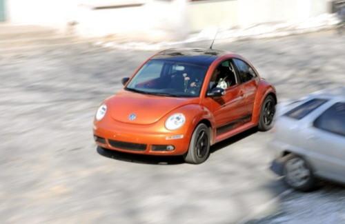 復古+運動 試駕體驗大眾新甲殼蟲墨橘版