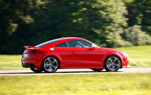 向保時(shí)捷發(fā)起挑戰(zhàn)!試駕奧迪新一代TT RS 汽車之家 向保時(shí)捷發(fā)起挑戰(zhàn)!試駕奧迪新一代TT RS 汽車之家