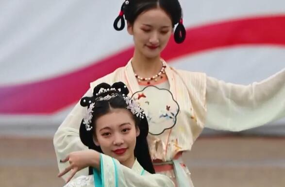 如何讓“國風(fēng)”吹向世界？媒體大咖熱議