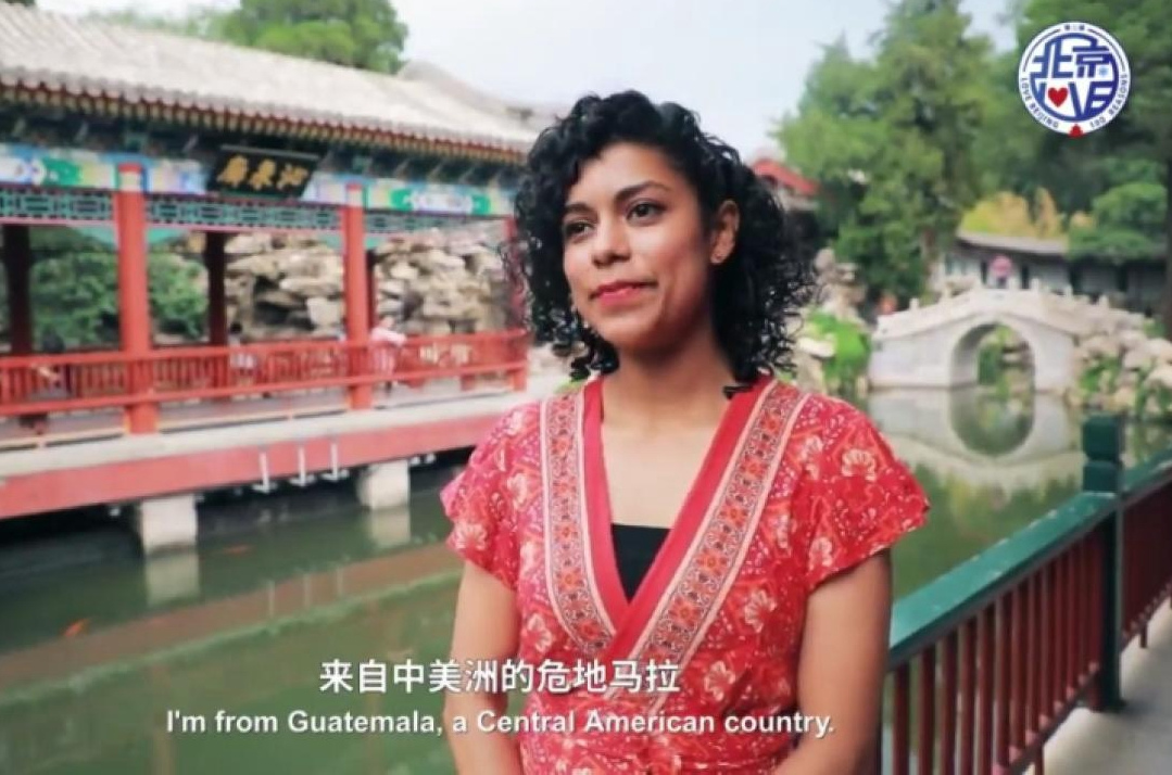 外國(guó)小姐姐眼中的國(guó)際都市什么樣？