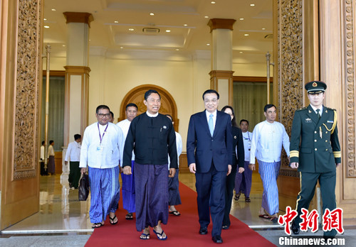 李克強(qiáng)會見緬甸聯(lián)邦議會議長兼人民院議長瑞曼