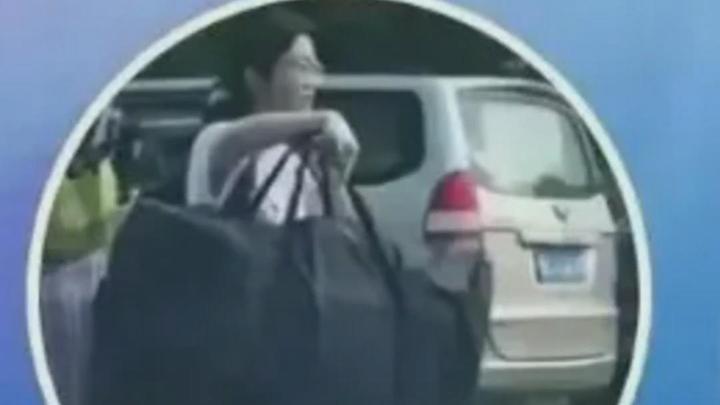 冒充“扁擔(dān)女孩”劉燕開(kāi)賬號(hào)！網(wǎng)警依法查處